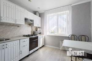 2-к квартира, вторичка, 54м2, 9/10 этаж