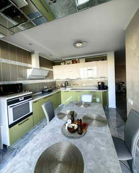 3-к квартира, вторичка, 80м2, 2/18 этаж