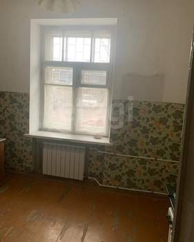 2-к квартира, вторичка, 52м2, 1/4 этаж