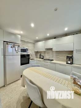 3-к квартира, вторичка, 61м2, 9/10 этаж