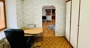 4-к квартира, вторичка, 74м2, 3/10 этаж