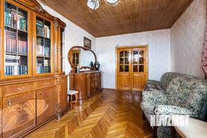 4-к квартира, вторичка, 104м2, 5/6 этаж