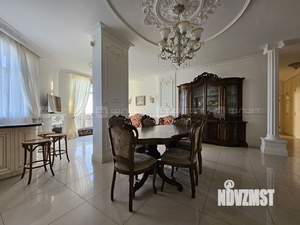 4-к квартира, вторичка, 130м2, 9/10 этаж