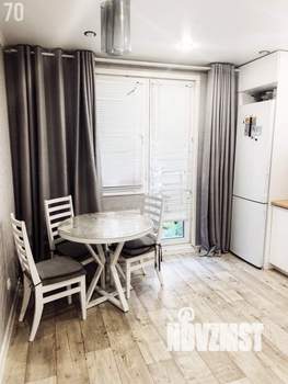 2-к квартира, вторичка, 63м2, 1/19 этаж