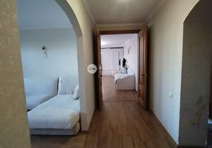 4-к квартира, вторичка, 121м2, 5/10 этаж