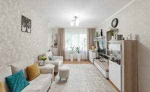 3-к квартира, вторичка, 60м2, 1/5 этаж