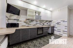 2-к квартира, вторичка, 68м2, 13/16 этаж