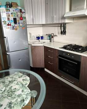 4-к квартира, вторичка, 76м2, 7/9 этаж