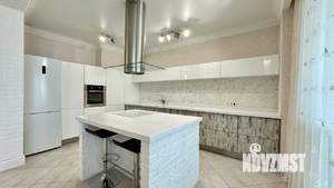 3-к квартира, вторичка, 100м2, 7/19 этаж