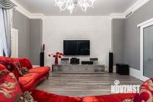 4-к квартира, вторичка, 140м2, 5/5 этаж