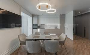 4-к квартира, вторичка, 108м2, 9/10 этаж