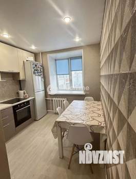 2-к квартира, вторичка, 56м2, 10/14 этаж