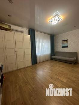 2-к квартира, вторичка, 60м2, 1/10 этаж