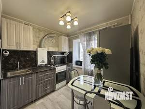 2-к квартира, вторичка, 42м2, 3/5 этаж