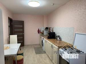 2-к квартира, вторичка, 61м2, 8/10 этаж