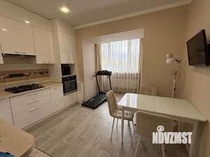 3-к квартира, вторичка, 80м2, 1/10 этаж