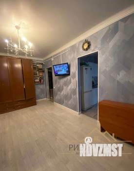2-к квартира, вторичка, 40м2, 3/3 этаж