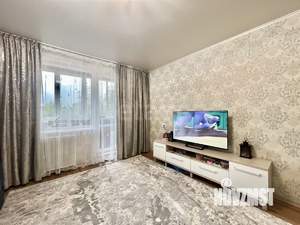 3-к квартира, вторичка, 64м2, 6/9 этаж