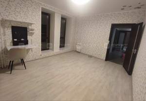 2-к квартира, вторичка, 77м2, 7/14 этаж