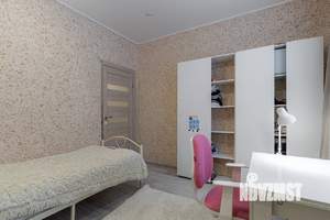 2-к квартира, вторичка, 70м2, 1/4 этаж