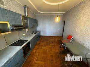 4-к квартира, вторичка, 159м2, 4/5 этаж