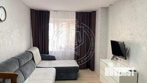 2-к квартира, вторичка, 52м2, 12/18 этаж