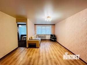 2-к квартира, вторичка, 49м2, 1/5 этаж