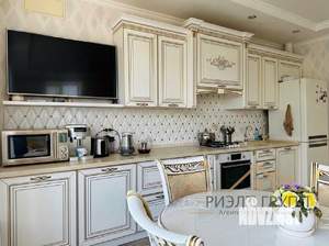 4-к квартира, вторичка, 160м2, 2/3 этаж