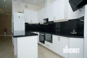 3-к квартира, вторичка, 77м2, 6/24 этаж