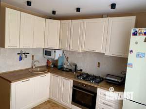 2-к квартира, вторичка, 50м2, 9/9 этаж